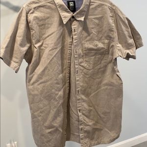 Short sleeve button down